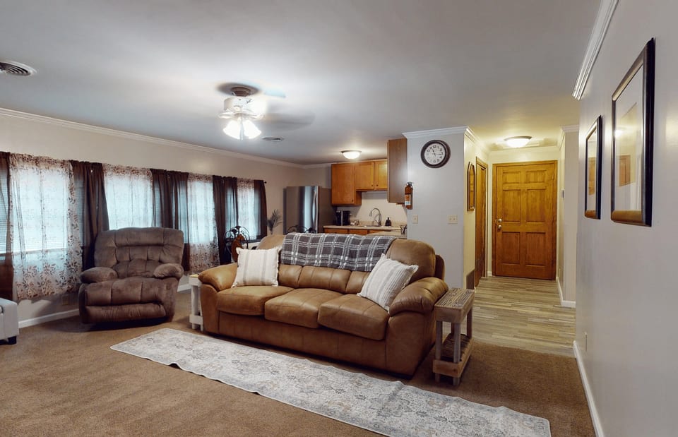 The Beaumont Suite ! - Greenville
