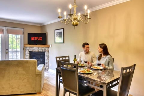 Condo Alpina – 3105 | Cozy Retreat in St-Sauveur