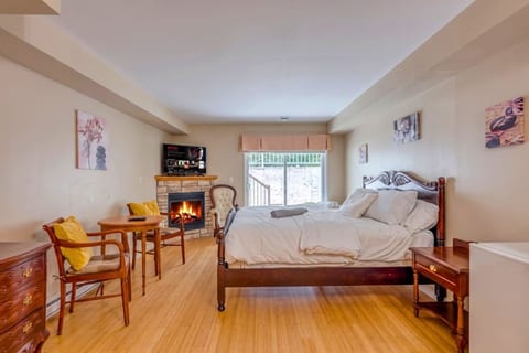 Condo 3104 | Cozy Retreat in St-Sauveur