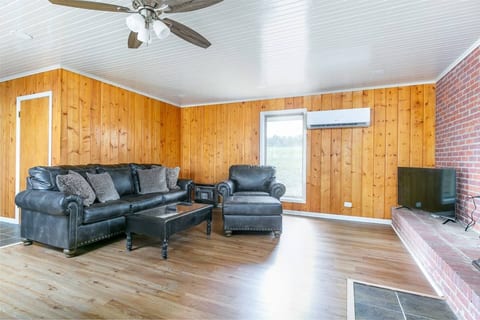 Jamison's Place | Pond | Room for Trailers