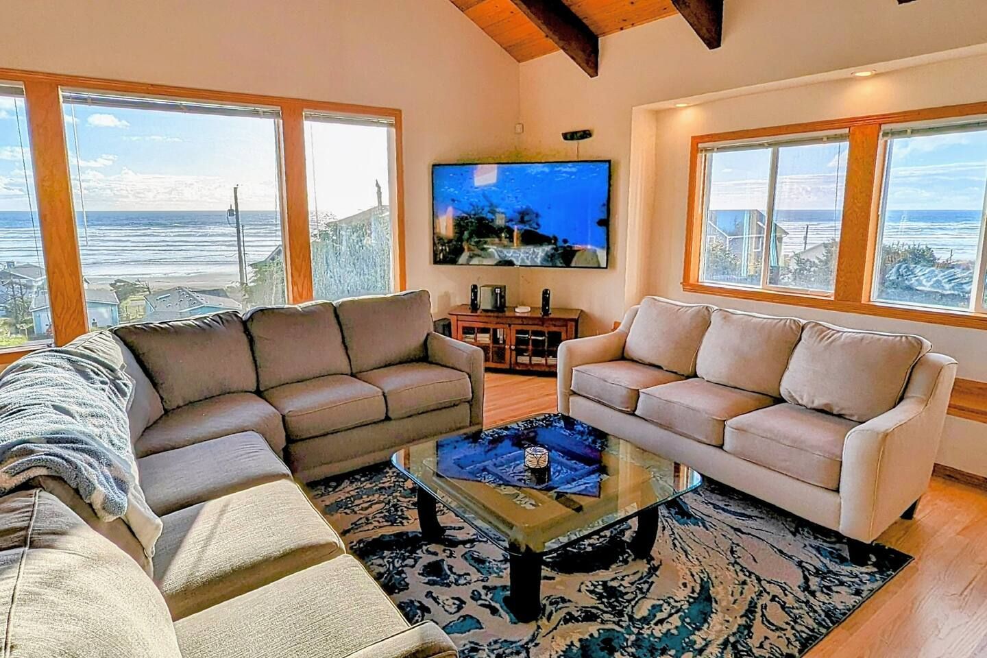 5BR w/3 Kings + Heceta’s Best Ocean Views!