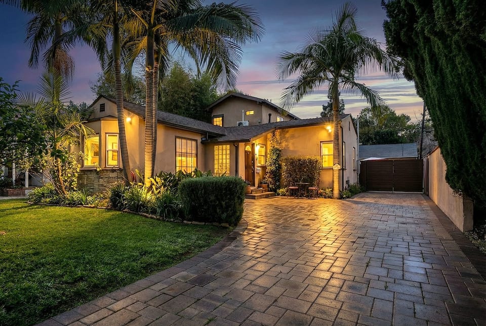 Stylish WLA 2BR 2BA house at dusk