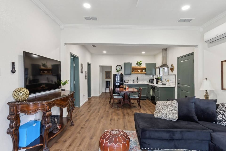 Cozy, Central & Convenient Home - Dallas