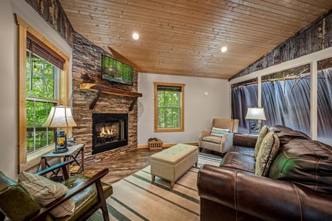 Time Falls Cabin