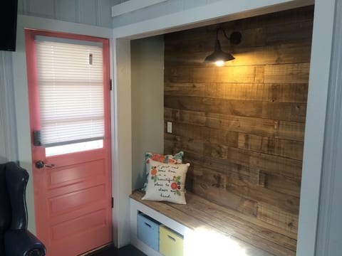 Kenzie's Sandcastle ( sunshine cottages)