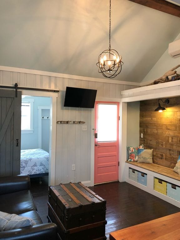Kenzie's Sandcastle ( sunshine cottages) image 1
