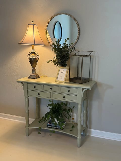 2 bedroom Downtown Greeneville
Park Place image 4