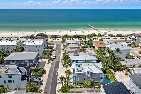 Beach & Bay