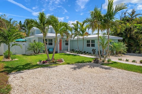 Sprawling 4 bedroom home