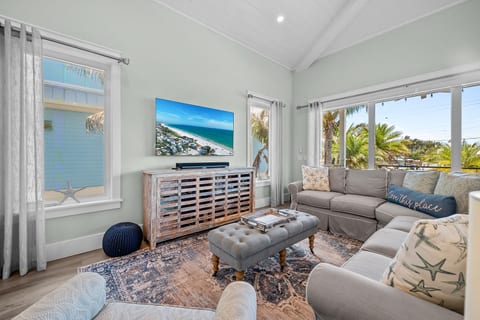Bright coastal comfort