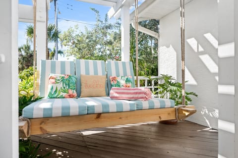 Welcome to Bird of Paradise Villa