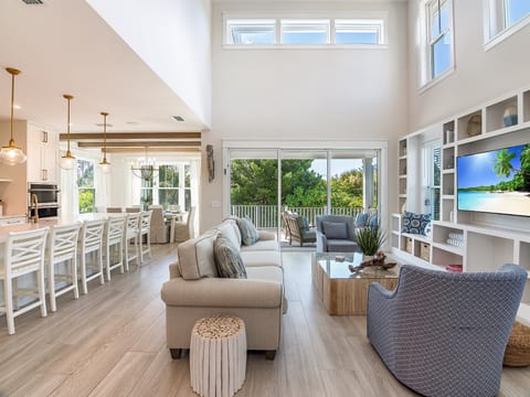 Grand living room with views