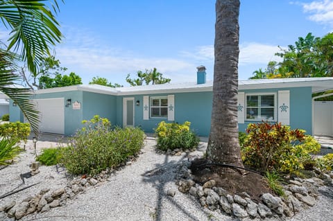 Convenient ground level home