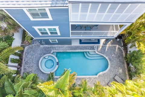 Huge backyard with pool and spa
