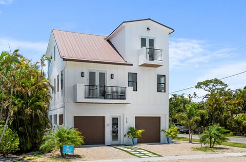 Coastal curb appeal meets modern luxury
