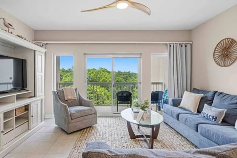 Resort pool | Updated kitchen | Walk to the beach