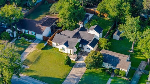 The PARK HOUSE