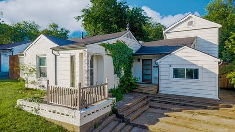 The PARK HOUSE
