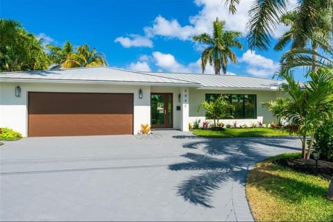 Waterfront Home, Pool, Hot Tub, Dock, Intracoastal image 5