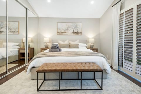 Stylish 3-bedroom Single story house with Dual EV Charger