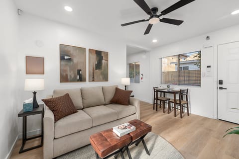 Central • Cozy 1BR • Fire Pit • WIFI • Garage