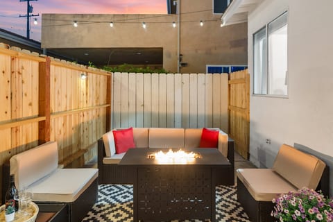 Family Getaway | 4BR | Sleeps 8 + Parking