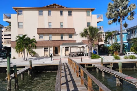 Sun Harbor Bay Haven-4 min walk to the beach, dog friendly