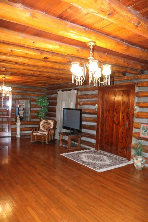 Serenity Log Inn - Log Out and Log Inn to Serenity image 3