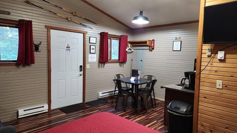 Methner's High Bridge Cabin #2