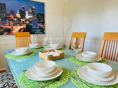 Luxury Family Retreat Near Truist + Walking Trails image 2