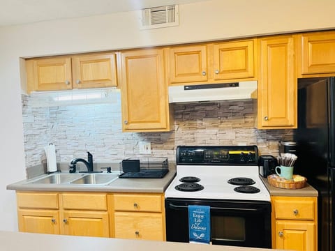 Cozy Basement Retreat Near Truist Park · Sleeps 5 image 2