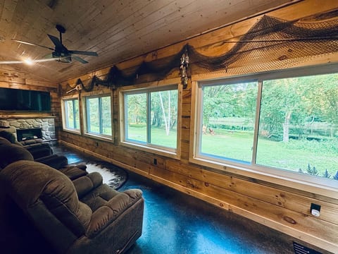 Linwood Pines Lodge image 4