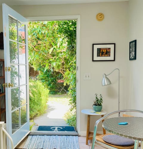 Santa Monica Guesthouse