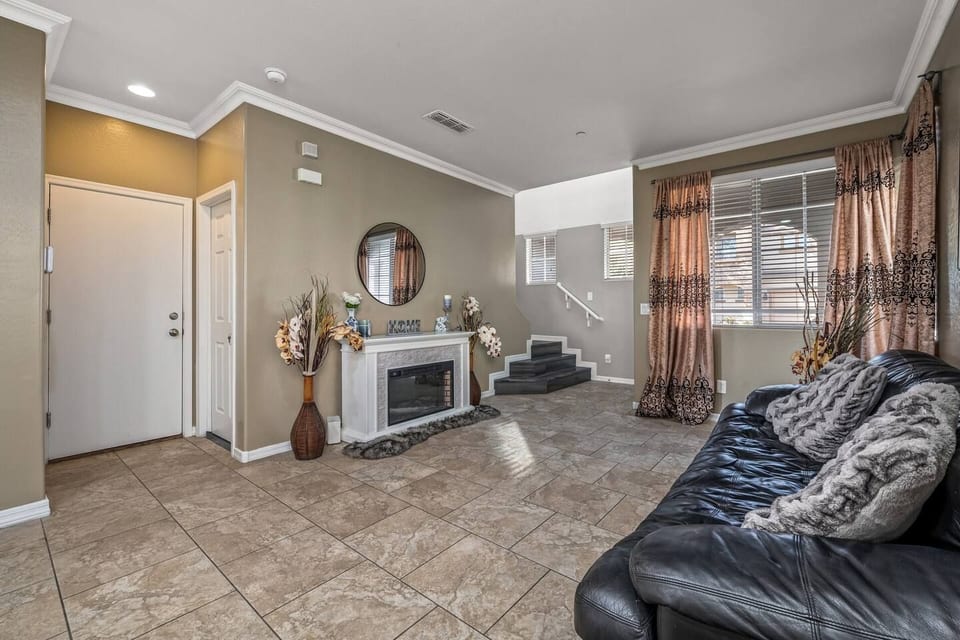 Entire Home in Avondale Arizona, 3BR & 2.5BR - Avondale