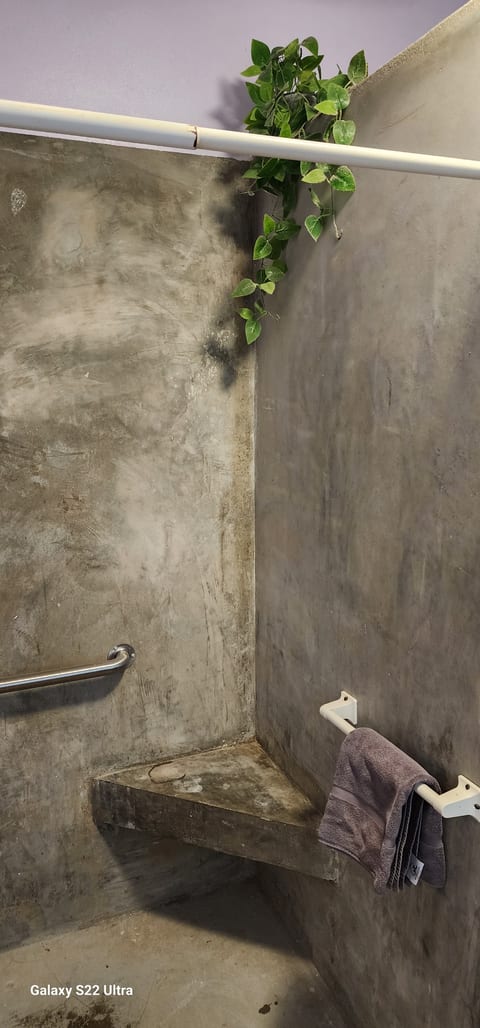 Roll-in shower