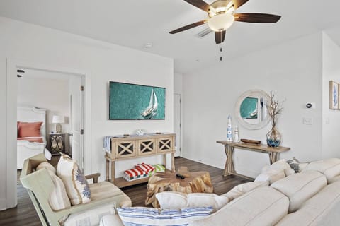 30A - Easy Beach Access - Large Balcony and Pool