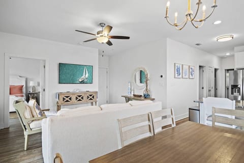 30A - Easy Beach Access - Large Balcony and Pool