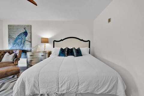 30A Studio - Private Beach - 3 Pools