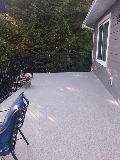 Private deck