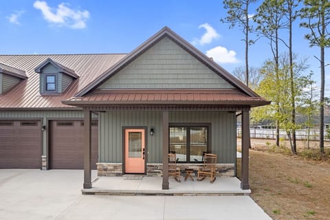 The Salty Escape | New 2BR Coastal Retreat image 2