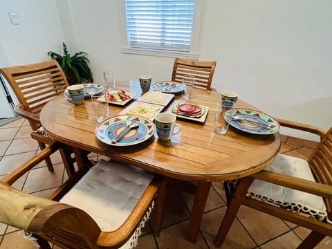 Grand Cayman Beachfront Villa | Private Pool, Beach Access & Kayaks