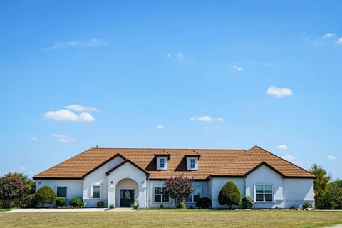 Private 4.5-Acre Celina Retreat | Sleeps 20