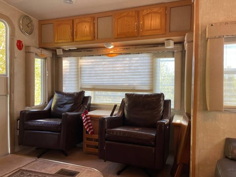 Christmas Camper 2