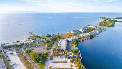 The Coastal Anchor Suite at Little Harbor Inn #307