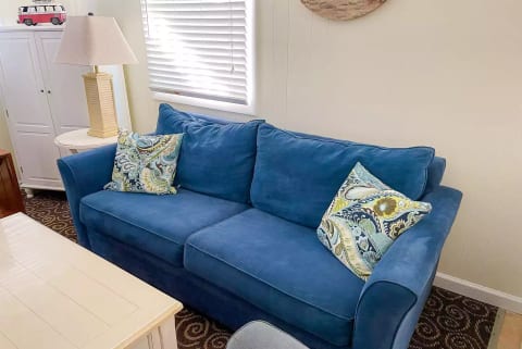 Harbor Breeze 54