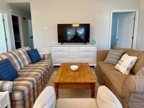 55" Smart TV