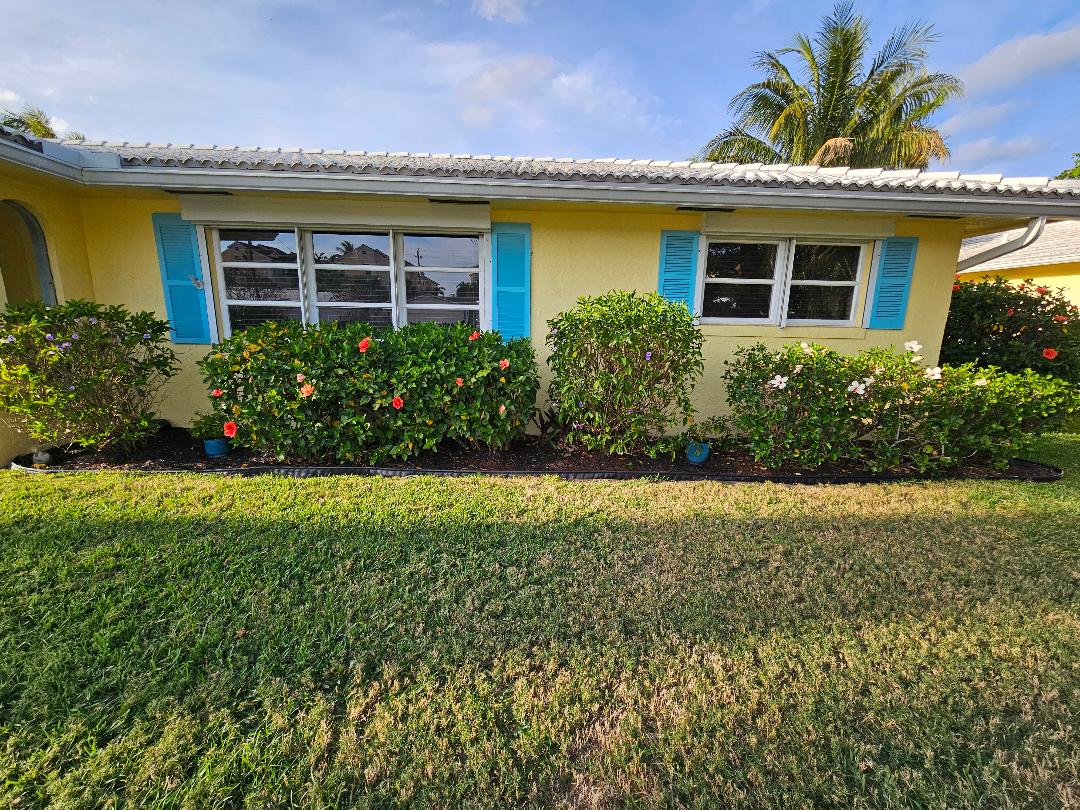 2-bedroom-tropical-suite-w-heated-pool-hot-tub/