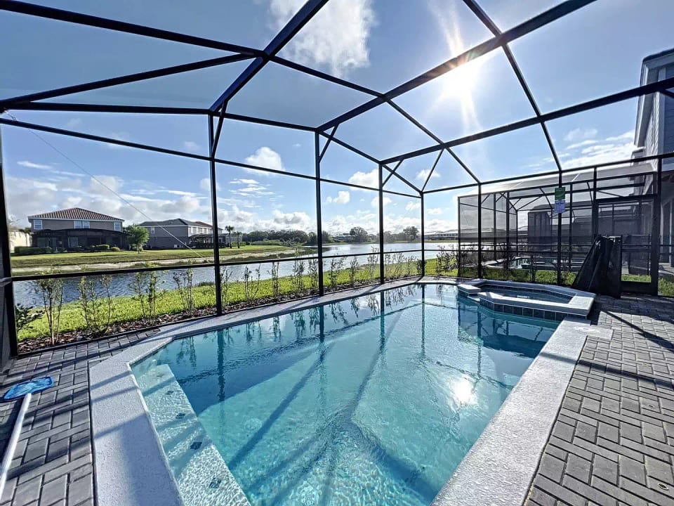 Whispering Water Villa - Davenport