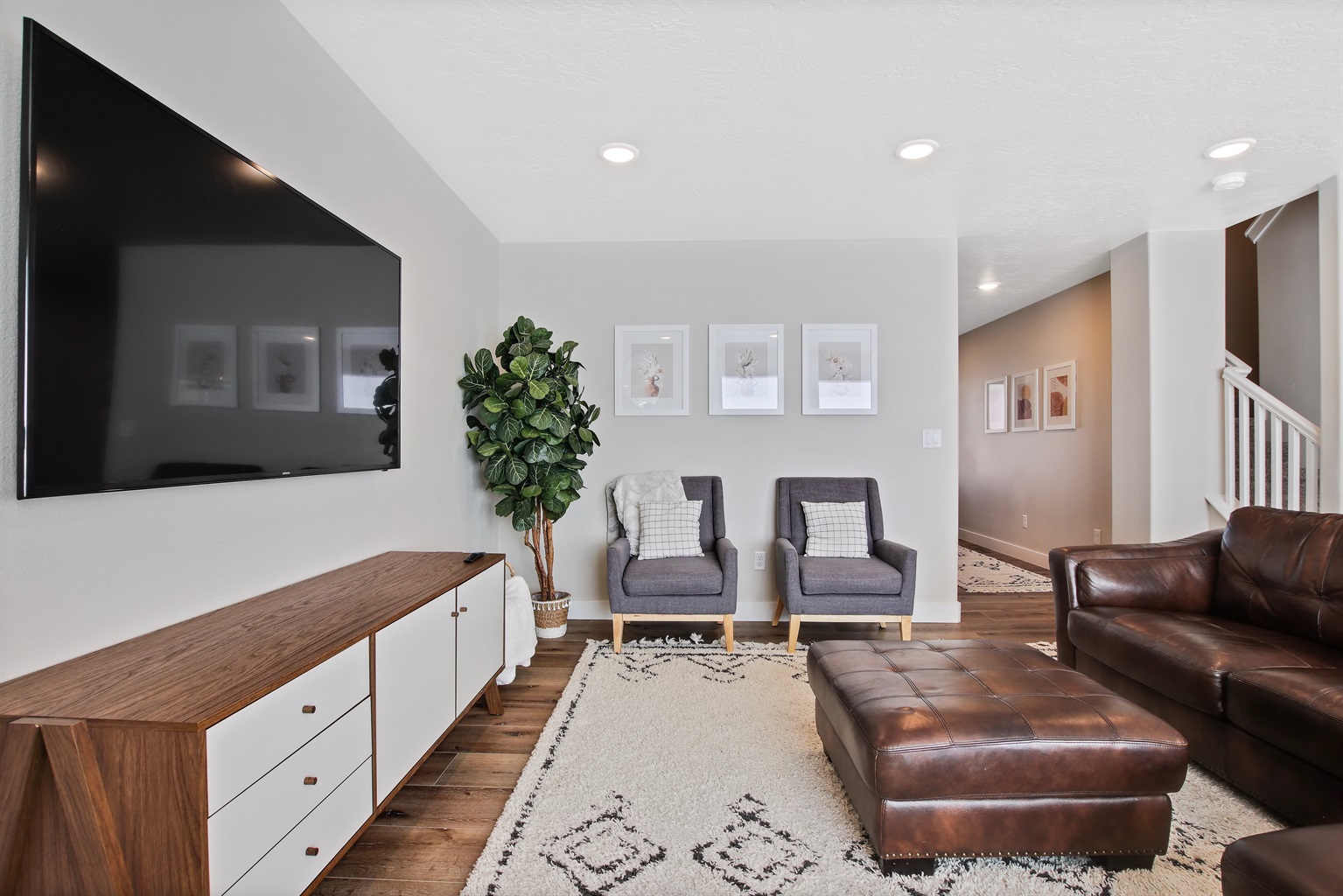 the-white-custom-farmhouse-5-bedroom-home/