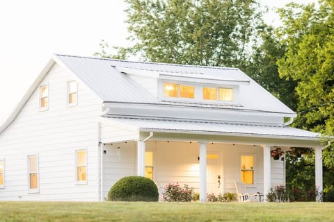 The Phoenix House, 123-Year-Old Farmhouse